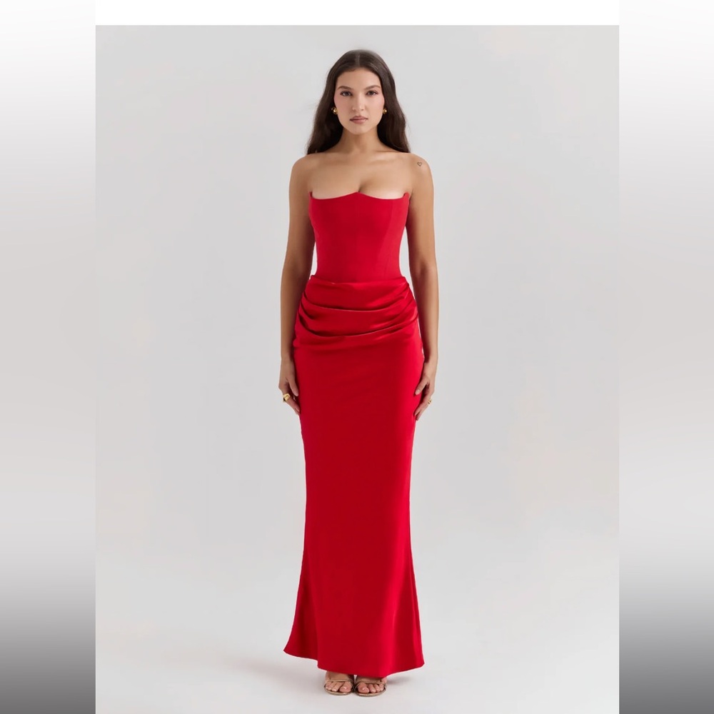 Red maxi dress size XL 6-8